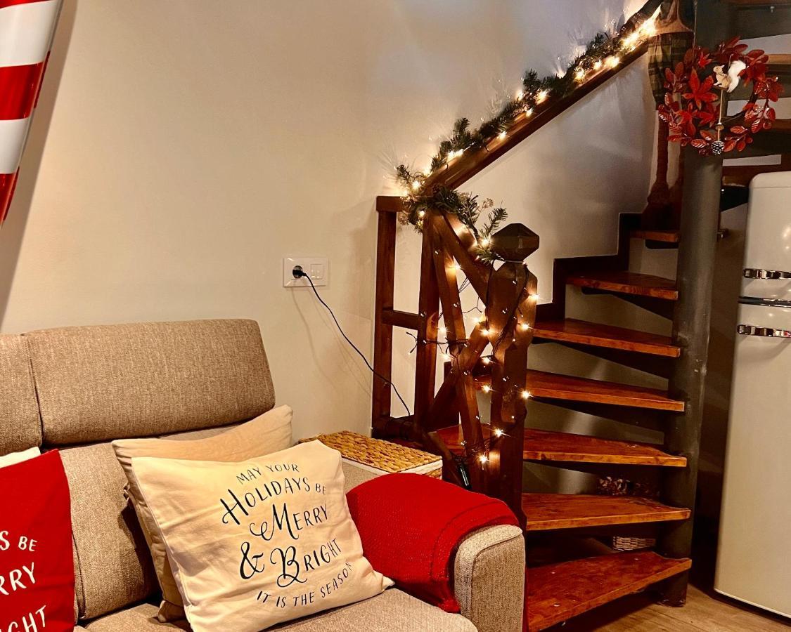 Вілла La Casita De Olivia Espinaredo La Villa Екстер'єр фото